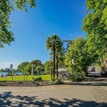 Apartment Tropical With A Balcony - View Montreux