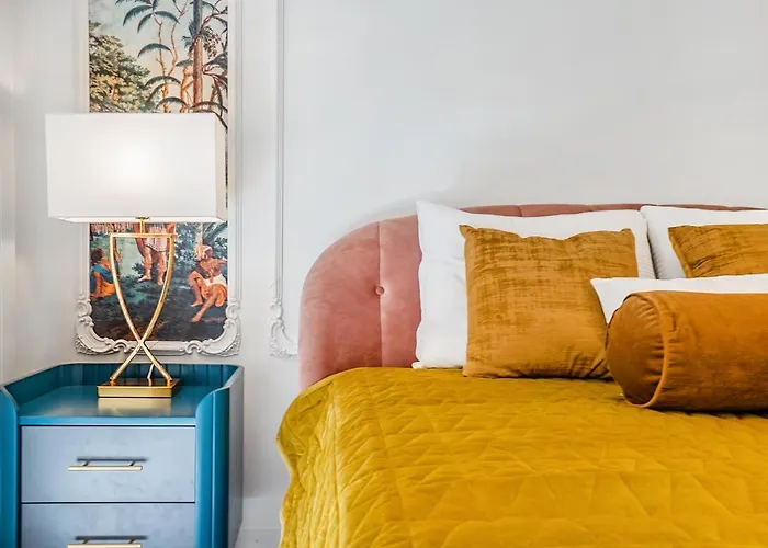 Tropical With A Balcony - View * Montreux